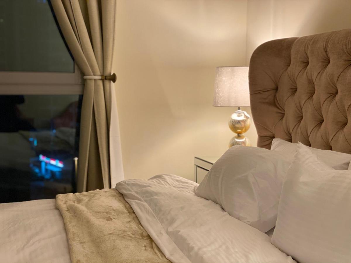 Luxury 1br in dubai marina , Delux Watch World Cup big TV Apartment Bagian luar foto